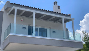 GREEN WINDOWS ΜΟΝΟΚΑΤΟΙΚΙΑ ΣΤΗΝ ΚΟΡΙΝΘΟ