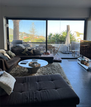 GREEN WINDOWS ΔΙΠΛΟΚΑΤΟΙΚΙΑ ΣΤΗΝ ΣΑΡΩΝΙΔΑ